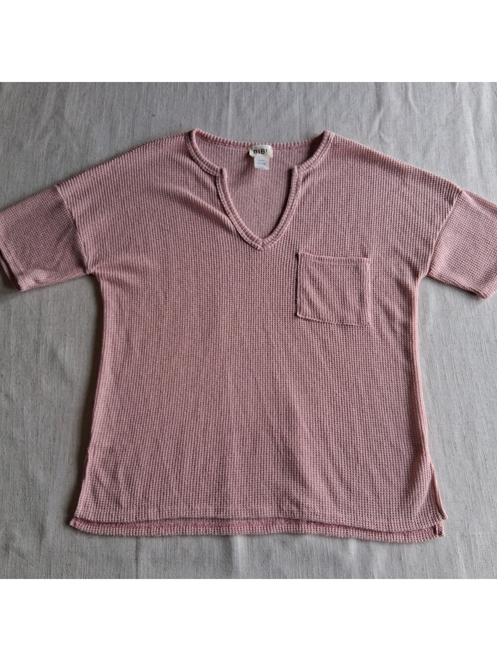BIBI Dusty Rose Waffle Knit V-Neck Pocket Top Mauve Pink Everyday Basic